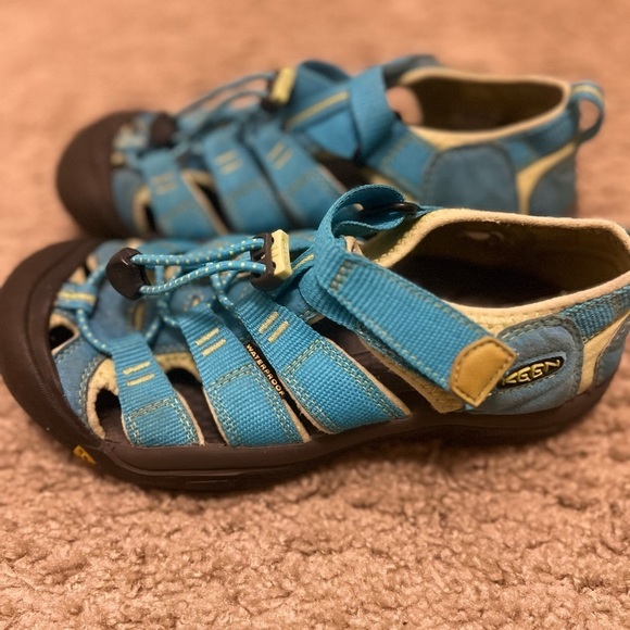 Keen Newport H2 Waterproof Shoes Big Kids Size 3 US Aqua Blue Neon Green Sandals - Picture 7 of 8